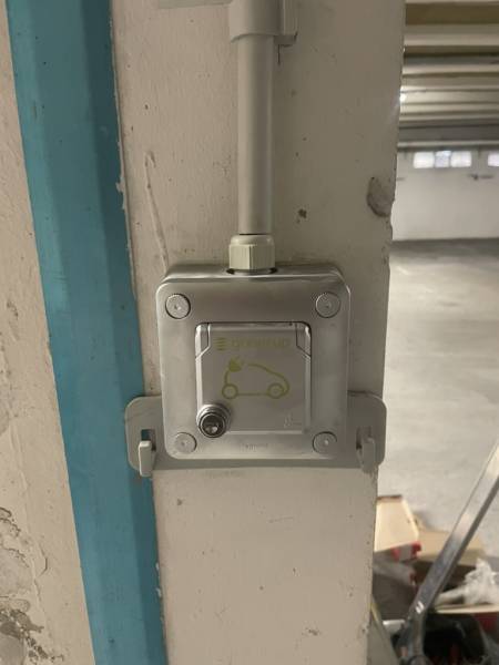 Prise Green Up Legrand recharge véhicule électrique